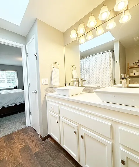 2988 NE Loyola St — Photo 21