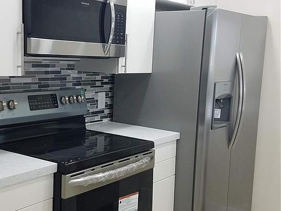 3rd image of 8100 Geneva Ct APT 435