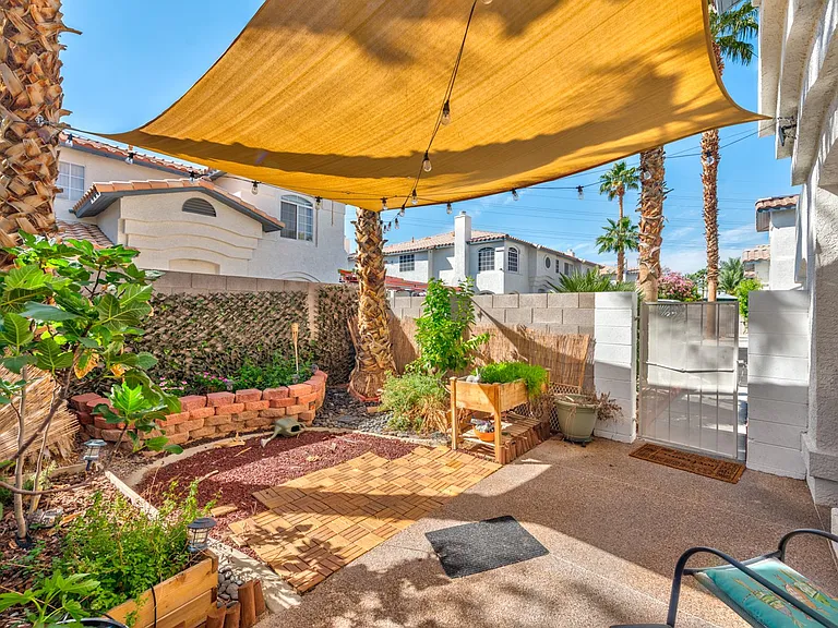 8217 Diamond Star Ct — Photo 2