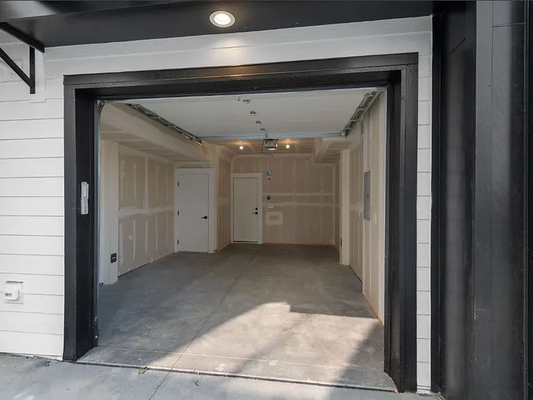 4925 W 10th Ave #101 — Photo 8