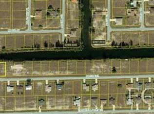 3 NE 8th Ter, Cape Coral, FL 33909