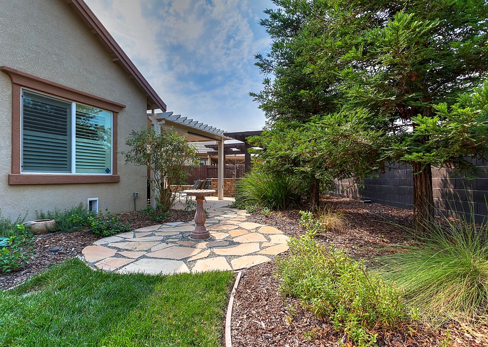 1st image of 2183 Langtree Dr