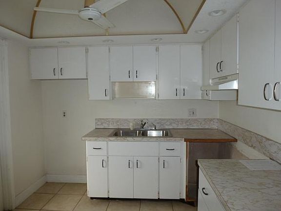 5th image of 3300 NE 10th Ter APT 21