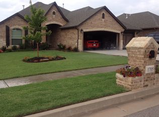 1705 SE 18th St, Moore, OK 73160