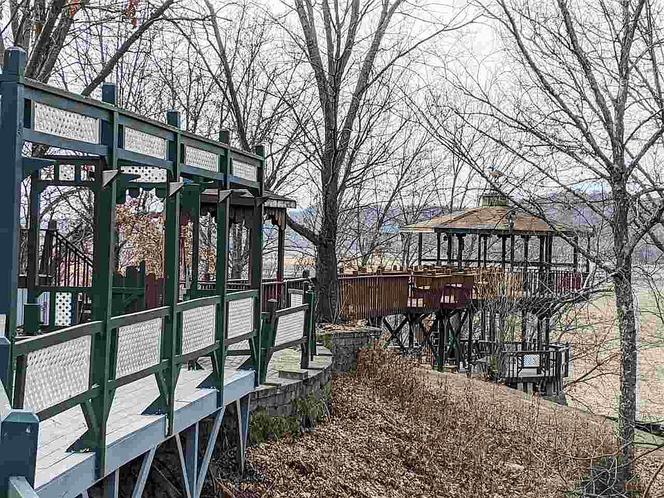 2720 High View Ln, New Albin, IA 52160 Zillow