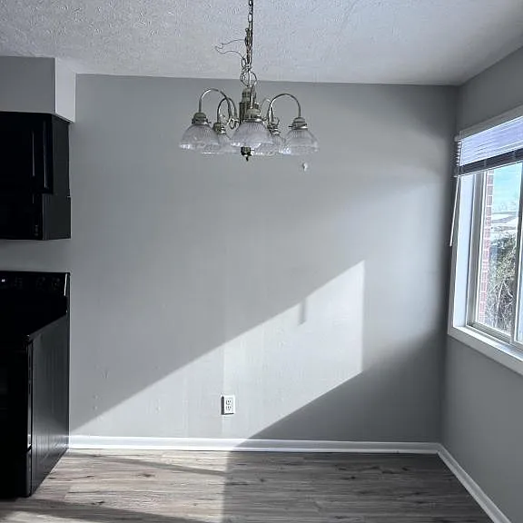 947 W McKay Rd — Photo 8