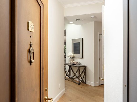 3rd image of 1 W Edith Ave APT D226