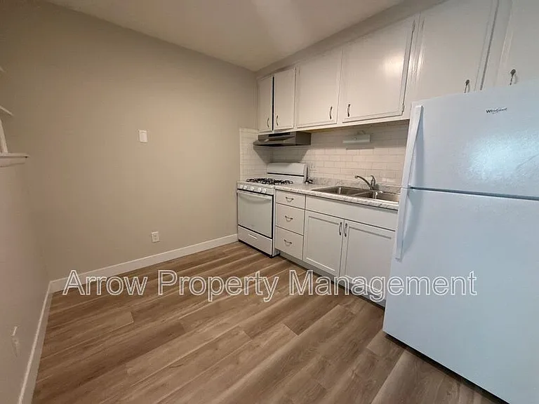 2206 K St #18 — Photo 2
