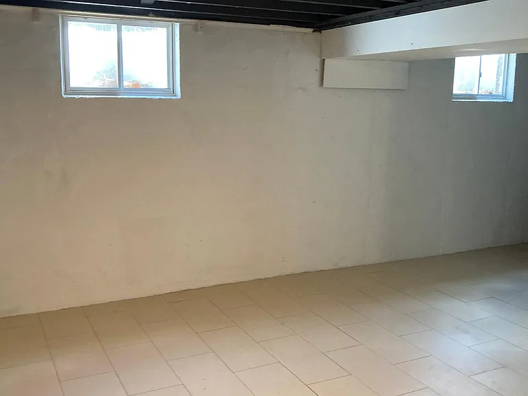 13400 Locust St — Photo 15