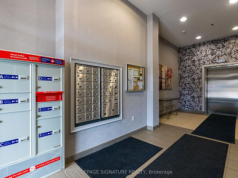 427 Aberdeen Ave #102 — Photo 3