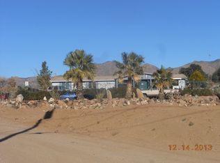 3855 W Burro Dr, Golden Valley, AZ 86413