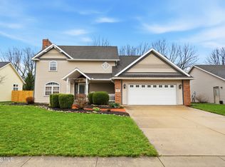 300 W Sawmill Rd, Findlay, OH 45840