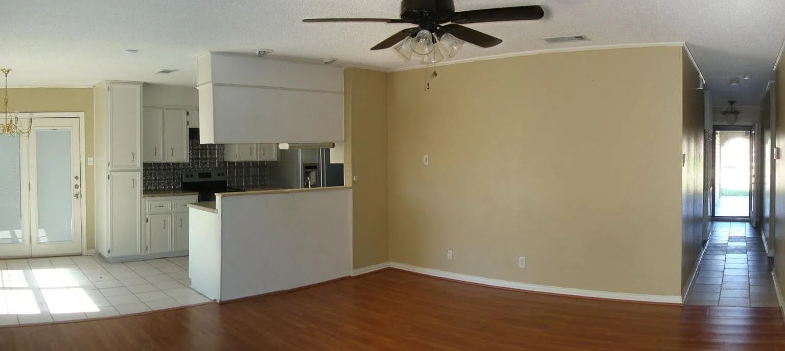 3-Bedroom House for Rent in Killeen — Photo 4