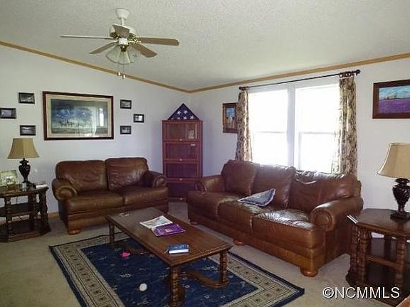 3rd image of 223 Misty Ln