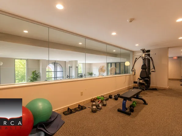 8 Laguna Ct #506, New Westminster, BC V3M 6M6