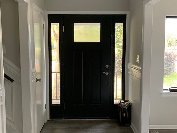 5th image of 8401 Raintree Ln