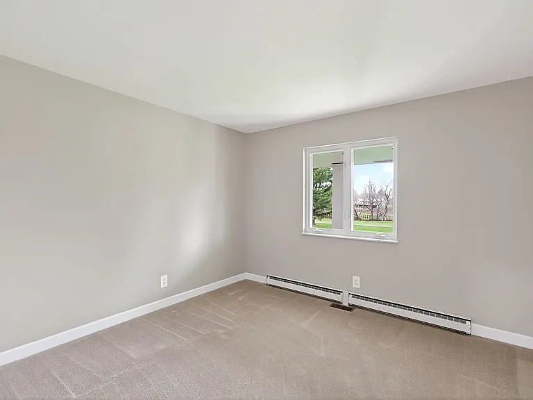 543 W Krepps Rd — Photo 20
