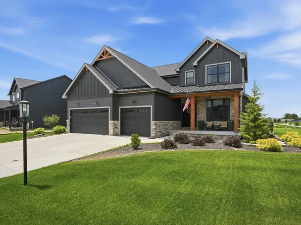 3103 Whispering Brook Ln, Valparaiso, IN 46385