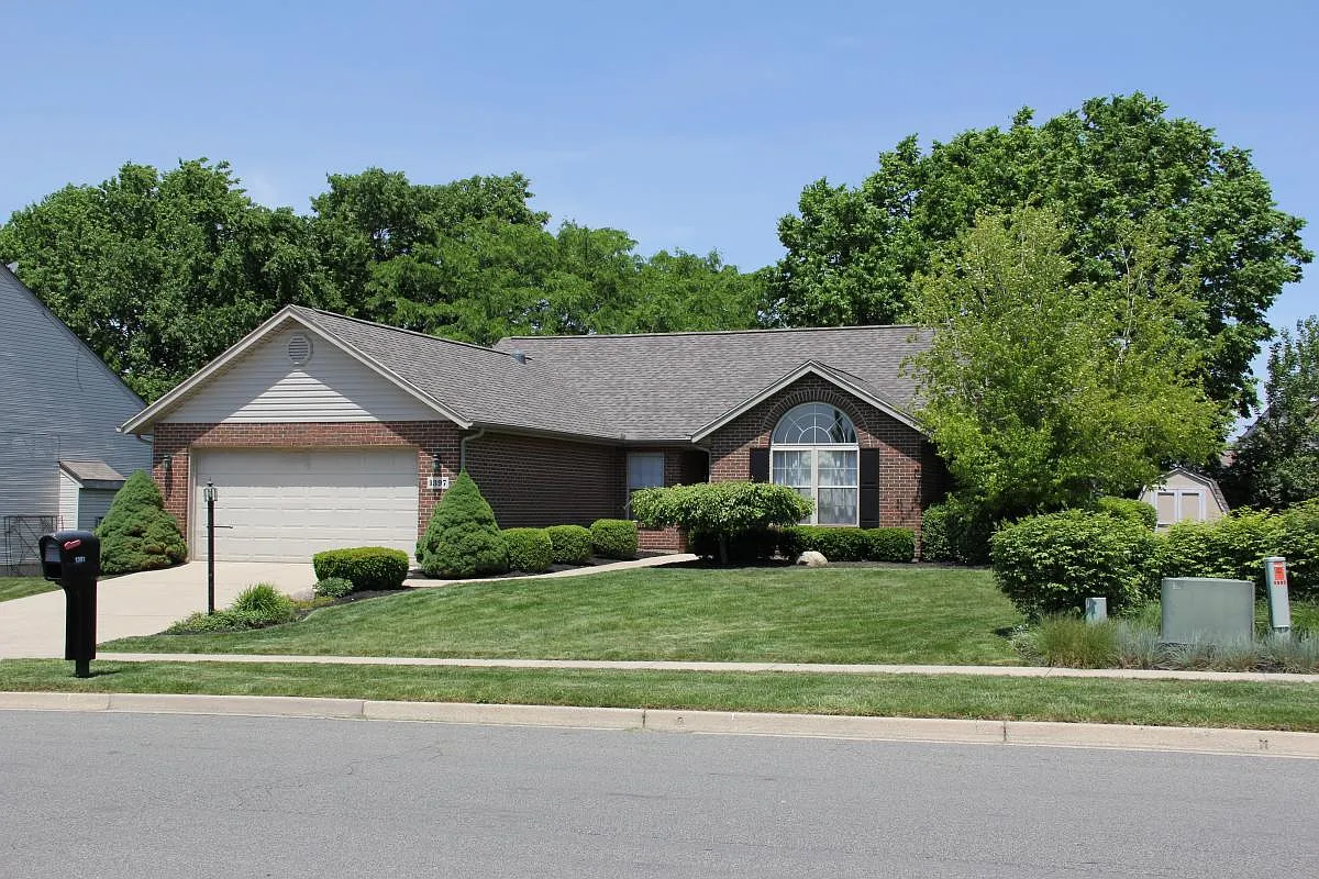 3 bed, 1468 sqft, $2,000 — Photo 1