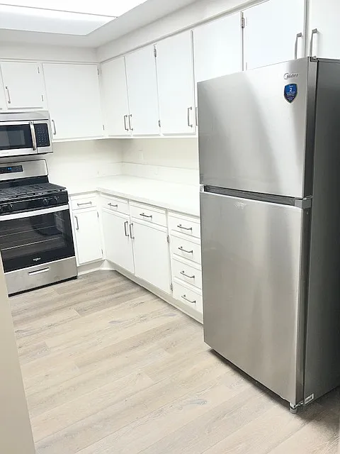 2 bed, 2.5 bath, 1334 sqft, $4,295 — Photo 4