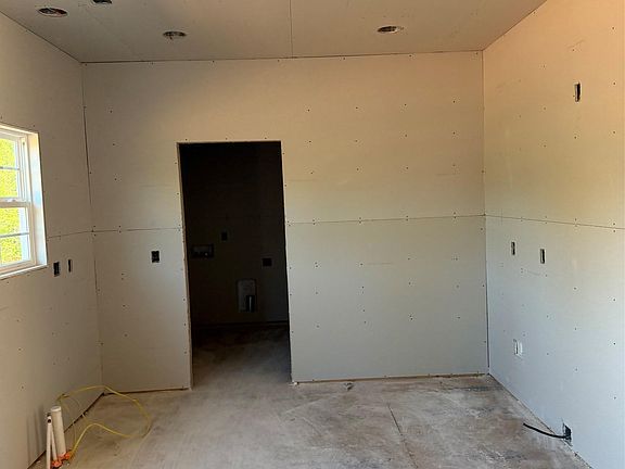 5th image of 5436 Cemetery Rd #1
