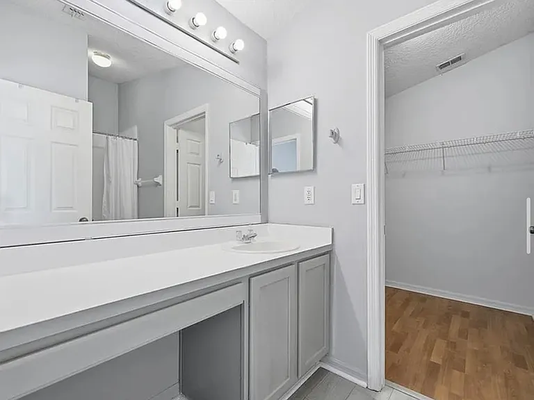 15187 Harrowgate Way — Photo 8