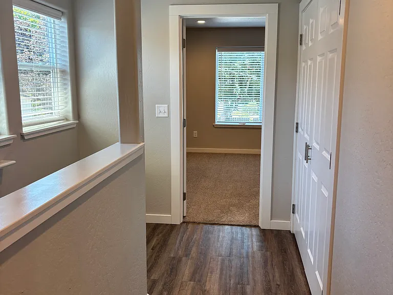124 SW Donna Jean Way — Photo 18