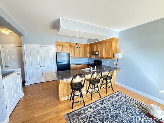 5th image of 270 New Britain Road #16