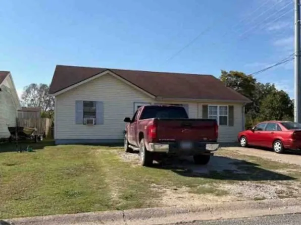 1112 N 28th St, Paragould, AR 72450
