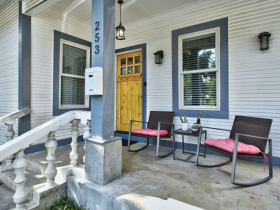 2nd image of 253 Lotus St
