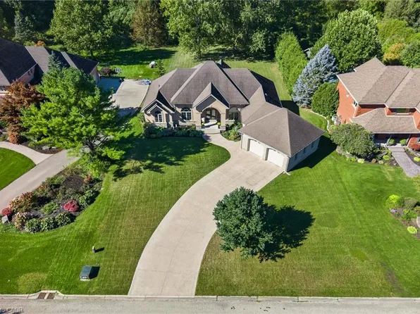 38 Virginia Ave, Norfolk County, ON N3Y 5M4