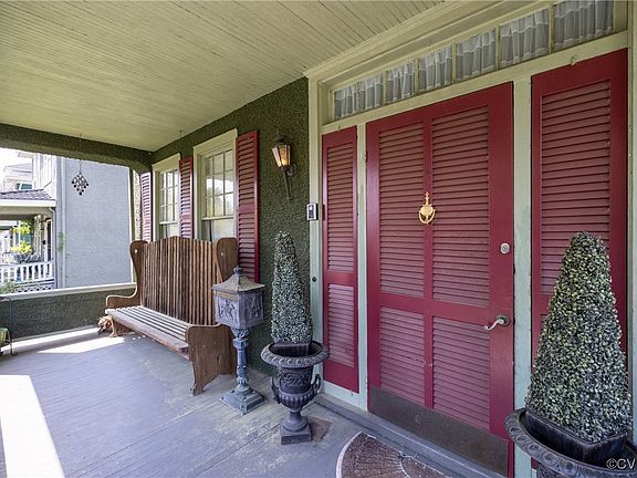 4th image of 3220 Cliff Ave