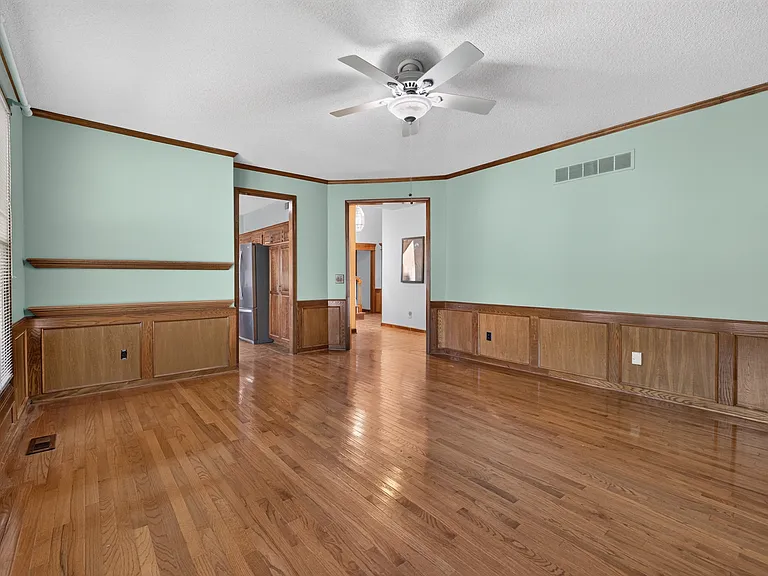 14510 S Kaw Dr — Photo 16