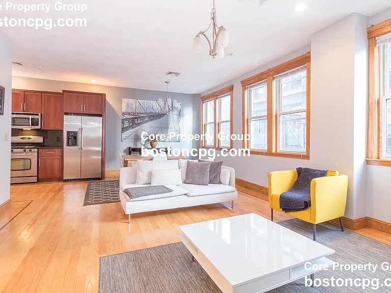 95 N Washington St #3 — Photo 4