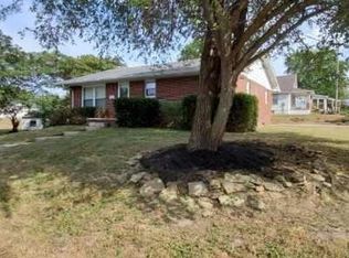 121 S Benton St, Brownstown, IN