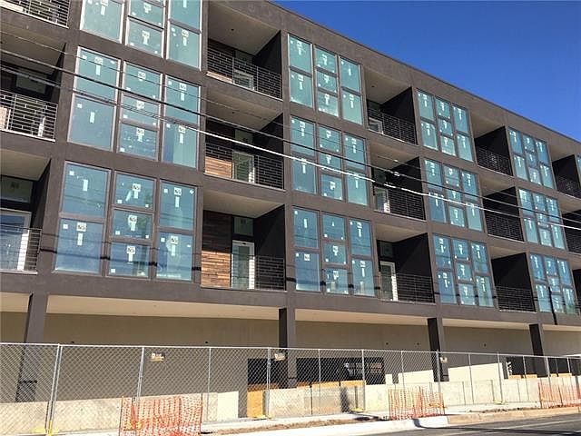 1st image of 1322 E 12th St #205