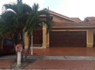 8951 NW 150th Ter, Miami Lakes, FL 33018