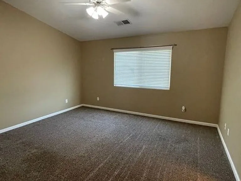 236 S Argyle Pl — Photo 10