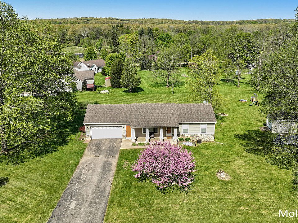 1st image of 2114 Fox Mountain Dr