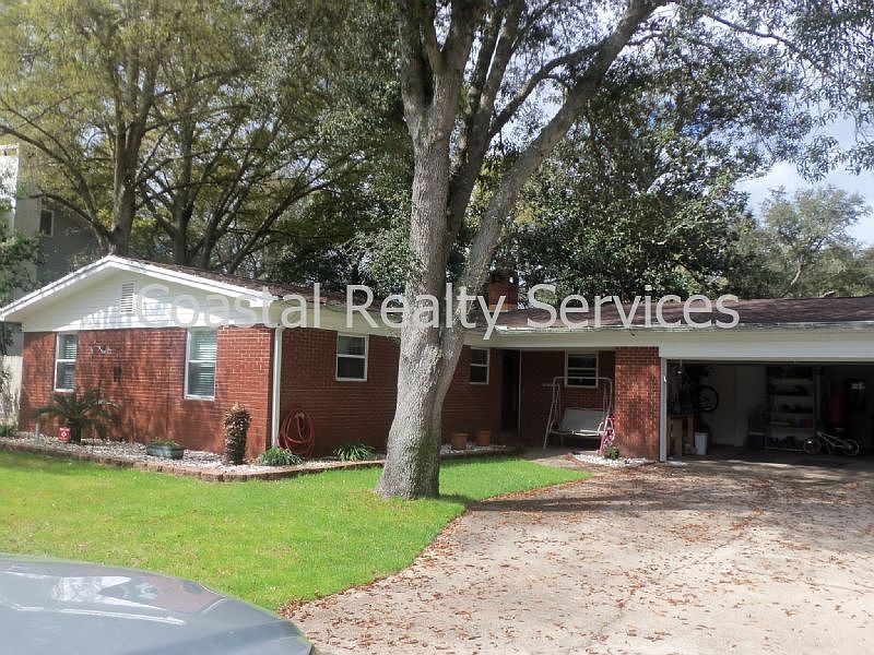 1st image of 335 Plymouth Ave