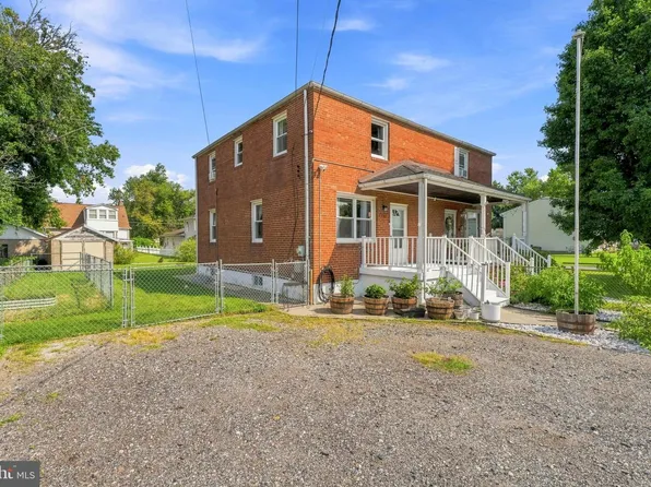 2611 N Snyder Ave, Sparrows Point, MD 21219