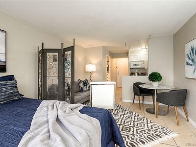 789 N Clarkson Street  Unit 403, Denver, CO, 80218