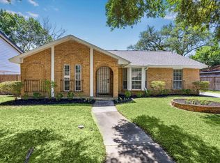 12315 Whittington Dr N, Houston, TX 77077