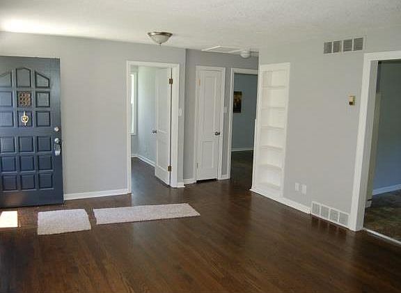 4th image of 4516 Wood Ave