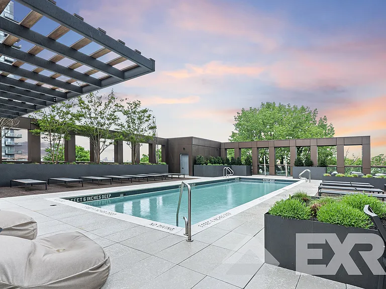 2230 Cropsey Ave #1005 — Photo 47