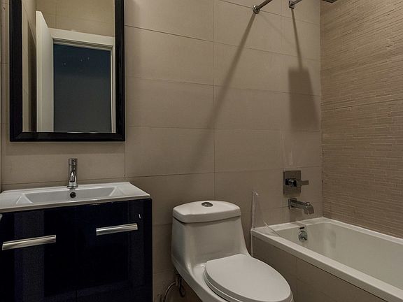 4th image of 154 Rogers Ave #1K