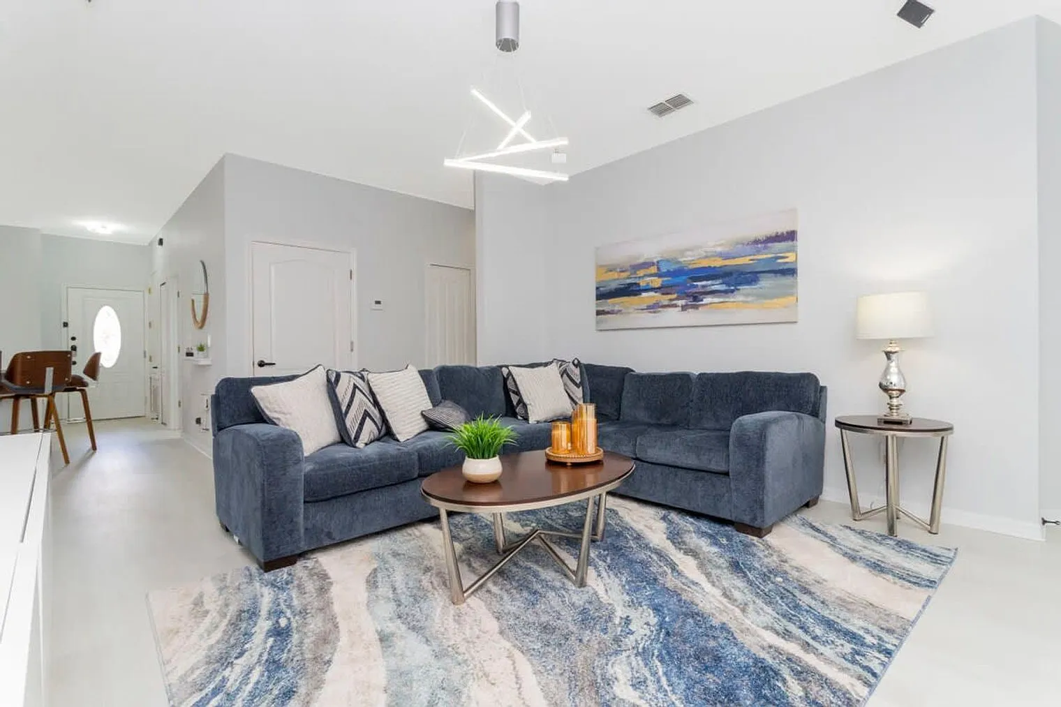 4 bed, 3.0 bath, 2421 sqft, $5,737 — Photo 2