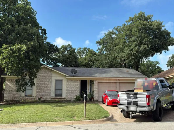 3928 Firethorn Dr, Arlington, TX 76017