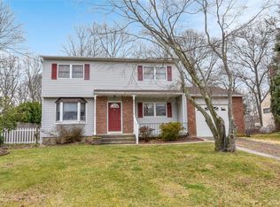 56 Colony Rd, Port Jefferson Station, NY 11776