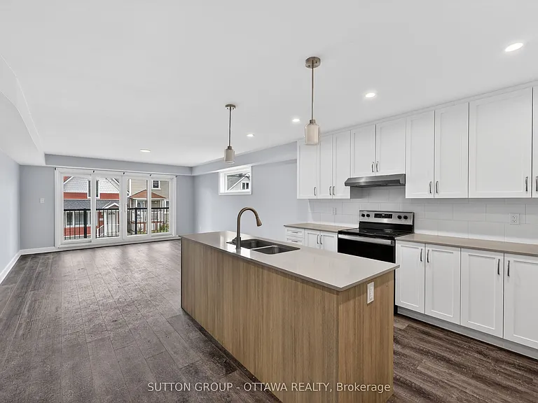 340 Shakespeare St — Photo 14